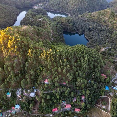 The Canadian Woods Resort Нейнитал Екстериор снимка