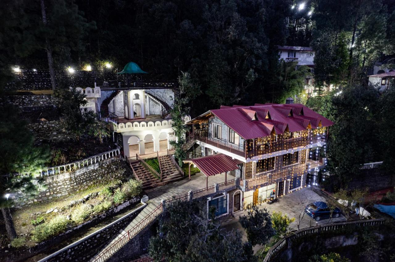 The Canadian Woods Resort Нейнитал Екстериор снимка